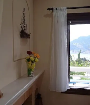 Aspalathus Gold Villa